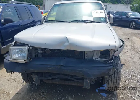 2000 Toyota 4Runner Limited V6 из США, поврежденный, VIN JT3GN87R4Y0151605